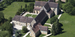 abbaye-de-l-epau.jpg