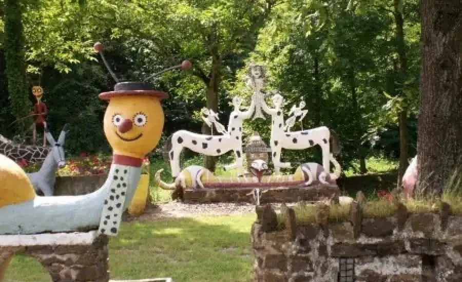 Jardin d'Art Brut Fernand Châtelain