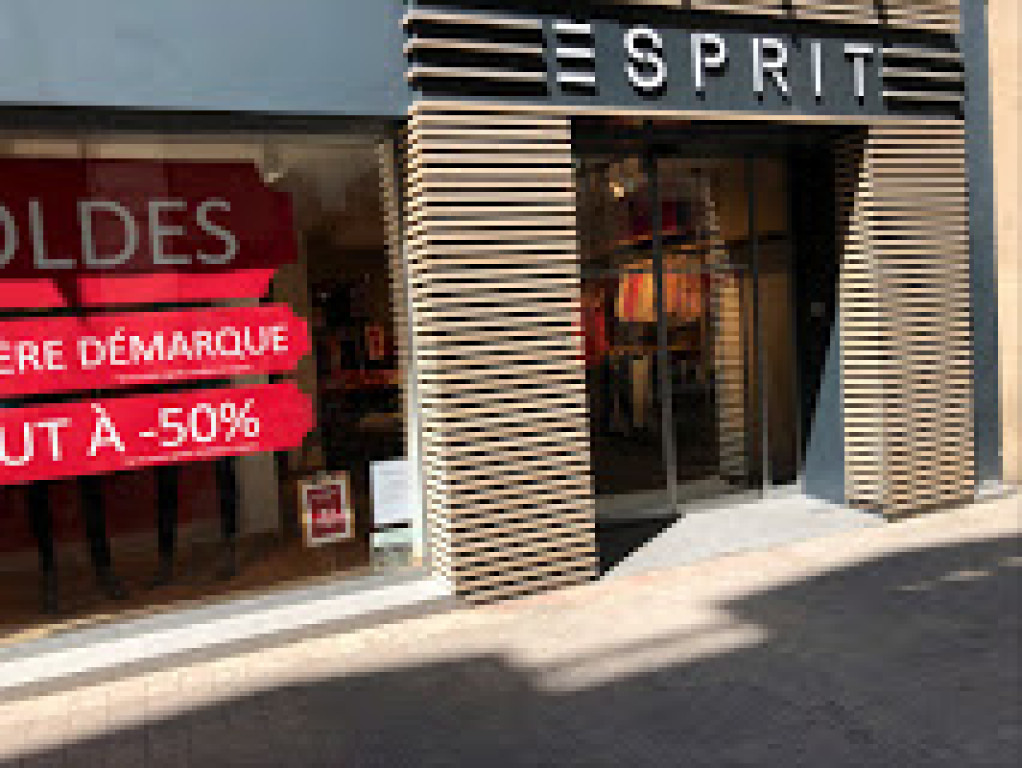 Esprit magasin vetement deals