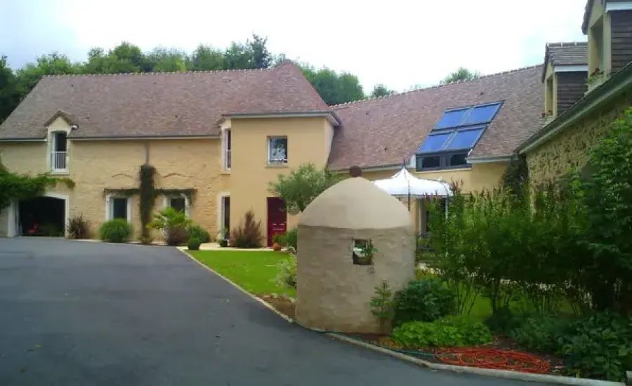GITE LA ROUSSELIÈRE