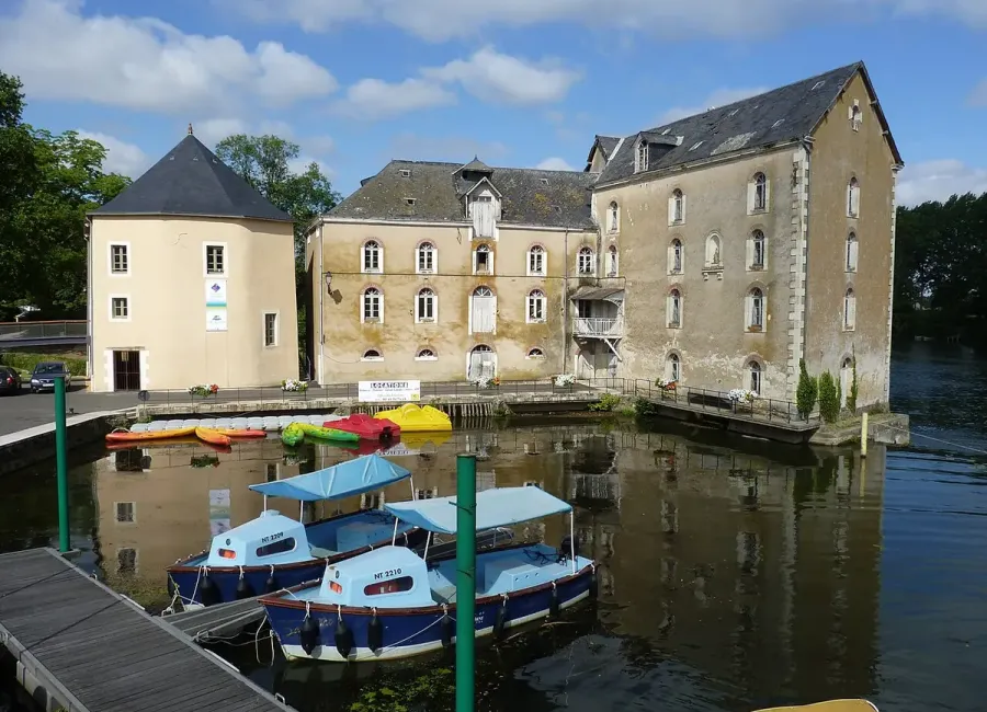 Moulins et port de Malicorne-sur-Sarthe