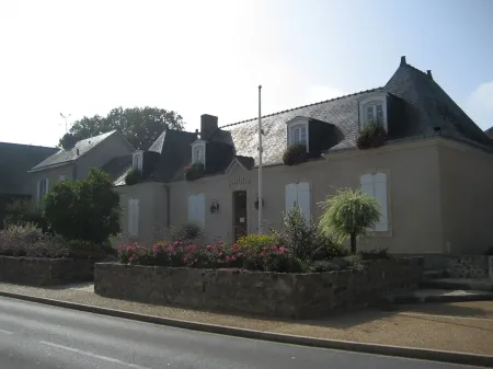 La mairie de La Chapelle-Saint-Aubin