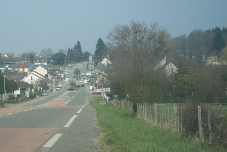 L’entrée sud de Saint-Saturnin en Sarthe