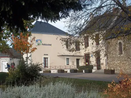 La mairie de Pruillé-le-Chétif