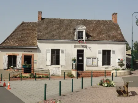 La mairie de Souligné-sous-Ballon