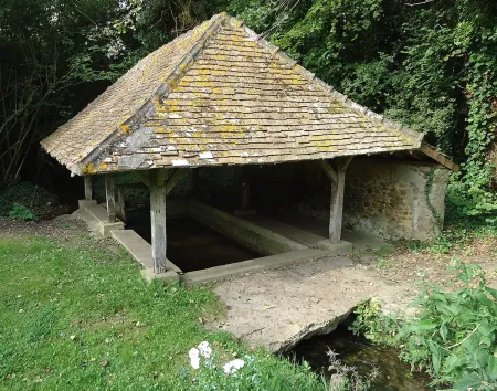 Lavoir de Bousse en Sarthe, sur le Rouleboeuf