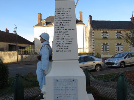 Monument aux morts de Cormes
