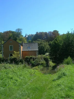 Moulin et château de Courcillon à Dissay-sous-Courcillon