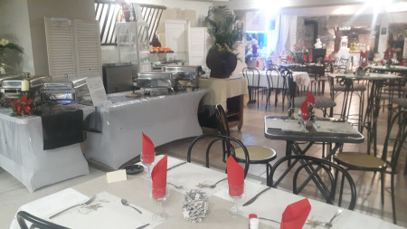 salle bistrot 30 personnes — A LA TABLE DU PUISARD