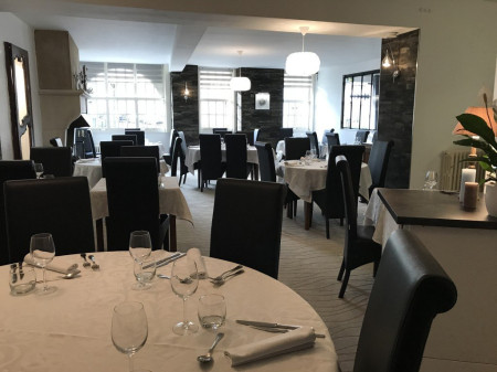 Salle — Cheval blanc