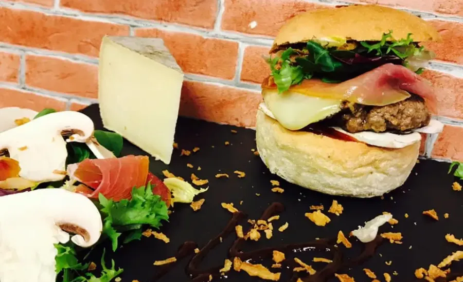 Burger — Frenchies Burger