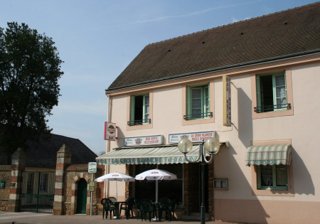 hotel-la-croix-blanche-le-luart-2-2 — LACROIX BLANCHE