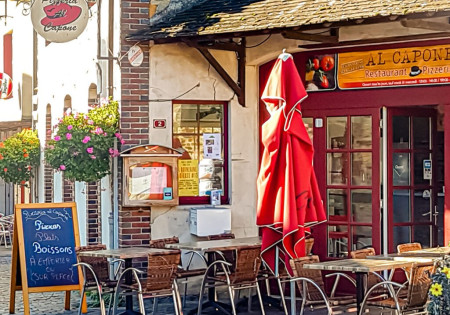 Restaurant-pizzeria Al Capone - Saint-Léonard-des-Bois - extérieur — © Pizzeria Al Capone
