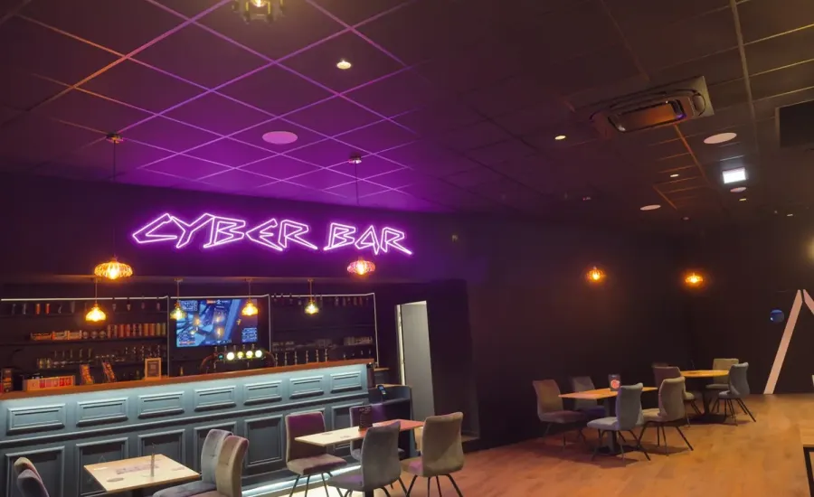 Le bar — EVA Le Mans