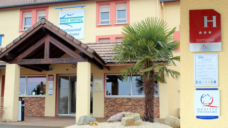 brithotel-stsaturnin-72-ho-1 — brit.hotel.les.evens