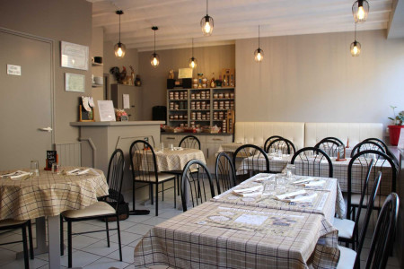 Vallée de la Sarthe- restaurant Le Boeuf Fermier - Solesmes — Office de Tourisme de la Vallée de la Sarthe / Nath Alie