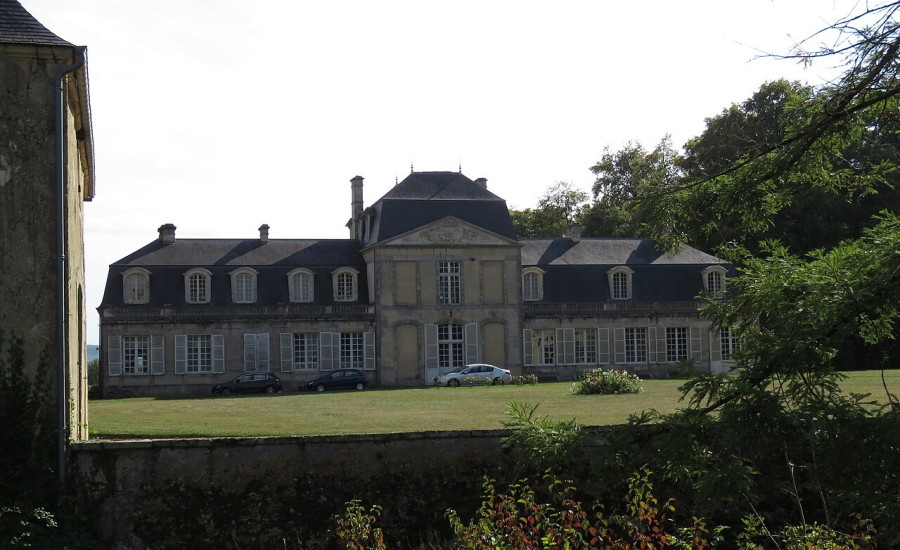 château de Montigny — Photo : Yodaspirine — CC BY-SA 4.0 — https://commons.wikimedia.org/wiki/File:Montigny_-_Ch%C3%A2teau_01.jpg