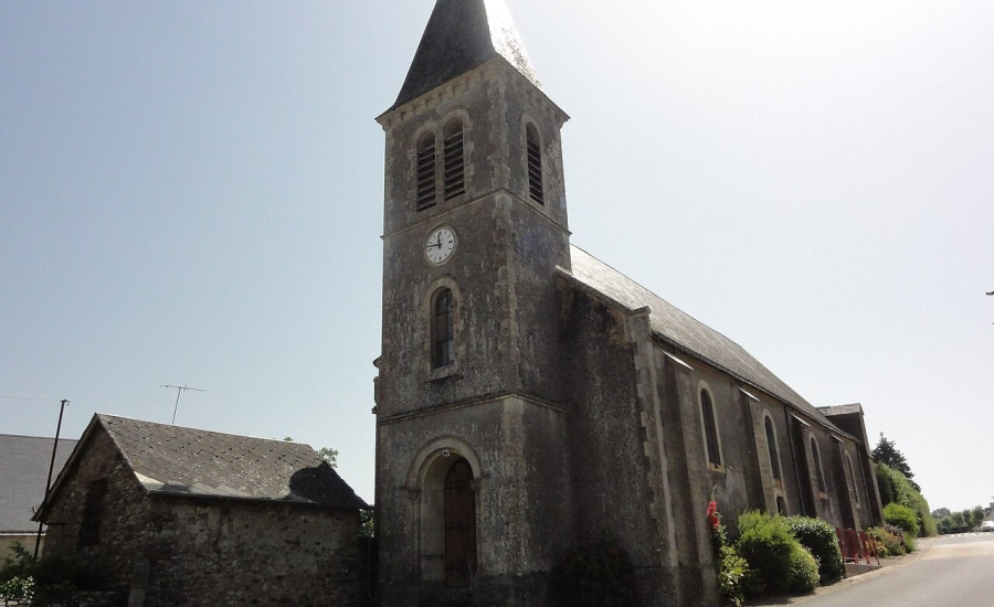 église Saint-Nicolas du Grez — Photo : Havang(nl) — CC0 — https://commons.wikimedia.org/wiki/File:Le_Grez_(Sarthe)_%C3%A9glise_(02).jpg