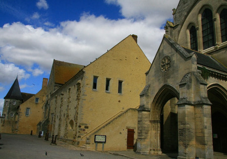 Prieuré de Vivoin