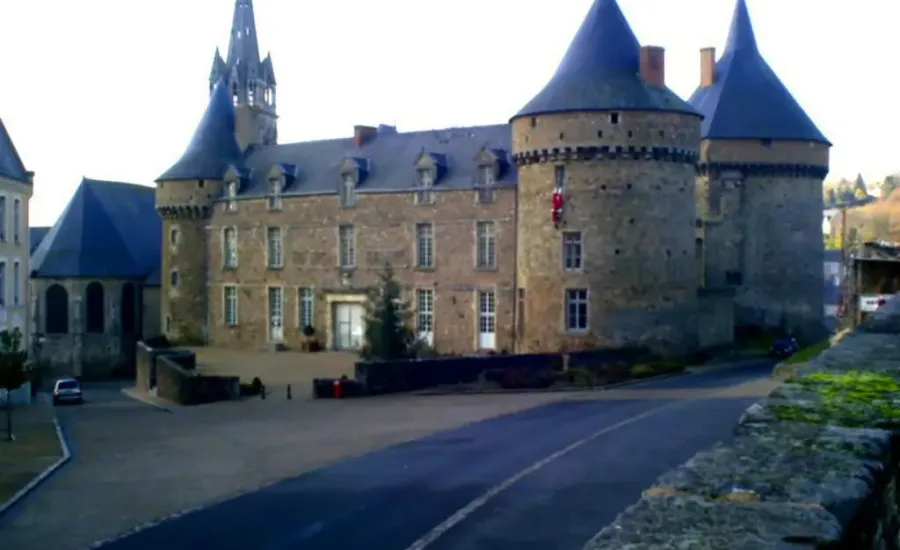 Le Château Forteresse de Sillé-le-Guillaume