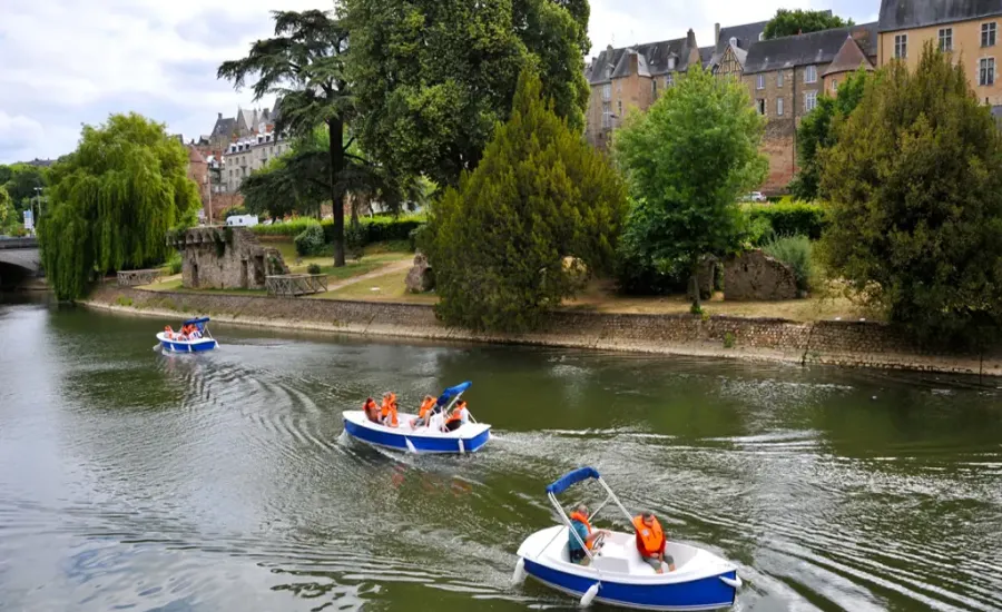 Location de Bateaux Électriques