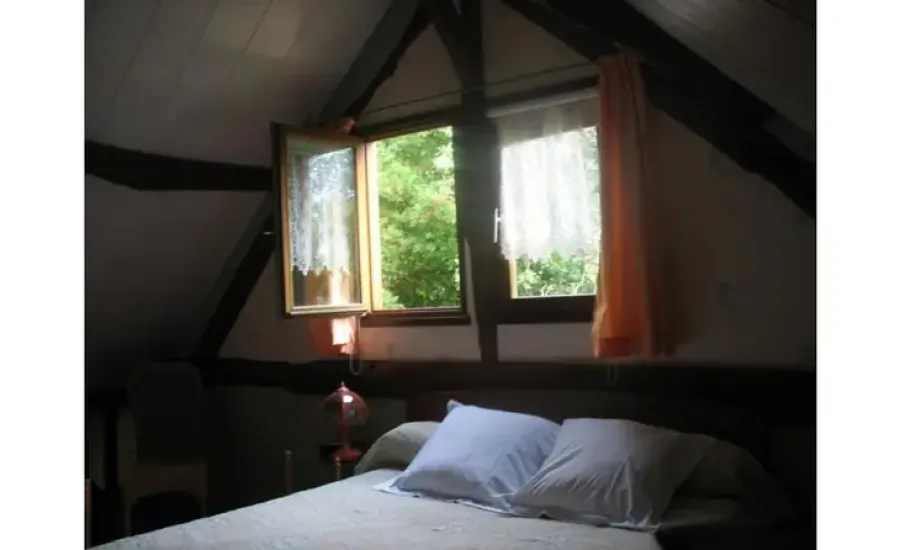 CHAMBRES D'HÔTES - LA FERME D'YVRELLE