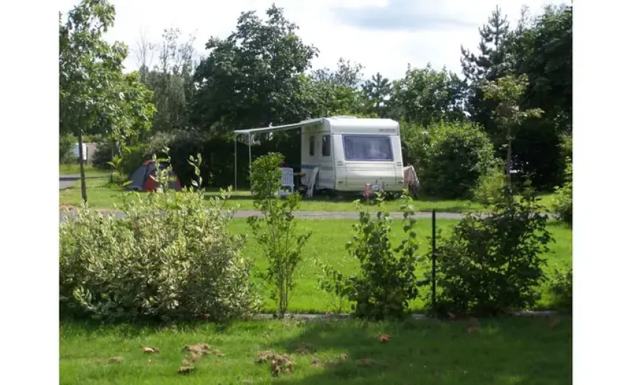 CAMPING DE LAVARE