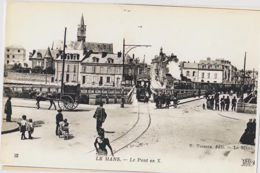 Le Mans - Le pont en X